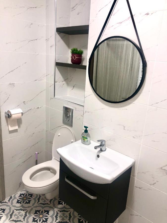 Galaţi Holiday Apartments מראה חיצוני תמונה